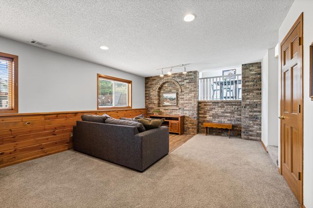 15130 Dartmoor Court, Rosemount, MN 55068