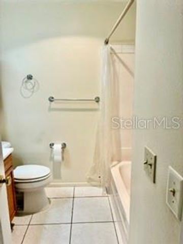 211 AIRPORT AVENUE W 111, Venice, FL 34285