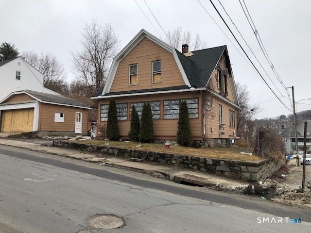 88 Tudor Street, Waterbury, CT 06704