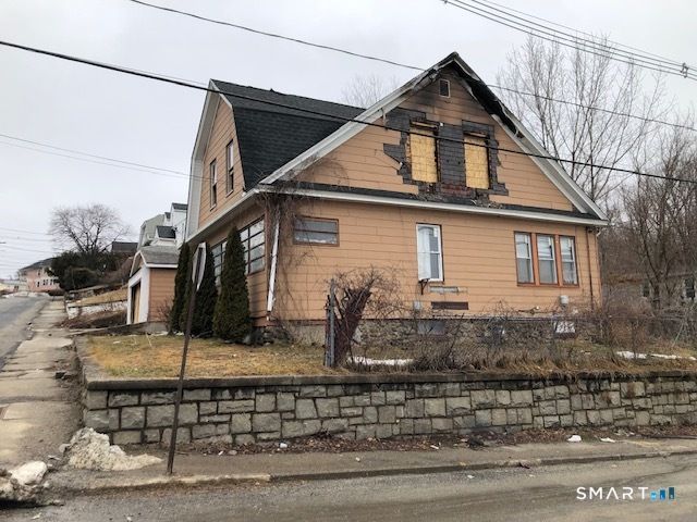 88 Tudor Street, Waterbury, CT 06704