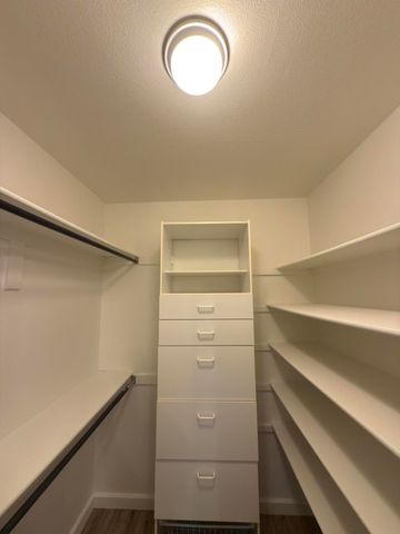 5536 Overlook Drive NE, Albuquerque, NM 87111