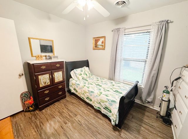 2205 10th Street, Brownwood, TX 76801