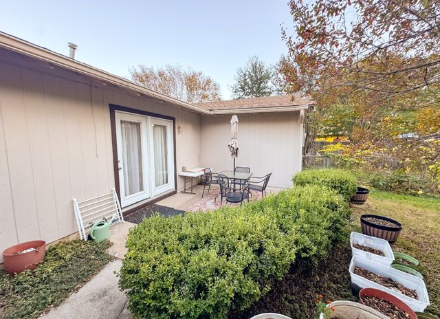 2205 10th Street, Brownwood, TX 76801