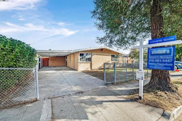 27946 Pompano Ave, Hayward, CA 94544