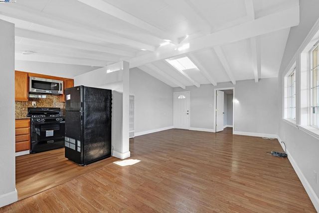 27946 Pompano Ave, Hayward, CA 94544