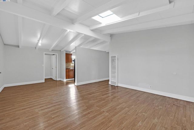 27946 Pompano Ave, Hayward, CA 94544