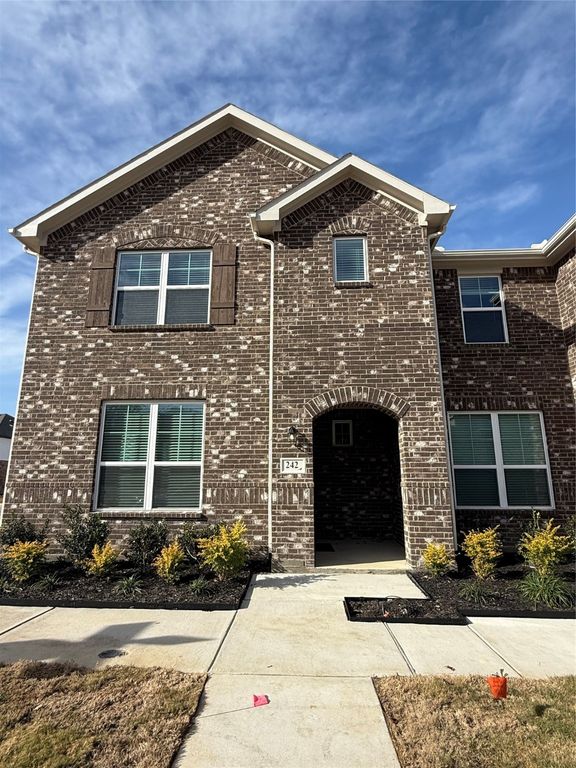 242 Territory Trail, Fort Worth, TX 76120