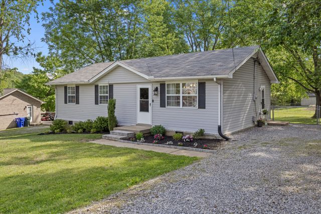 216 Fischer Dr, White House, TN 37188