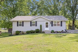 216 Fischer Dr, White House, TN 37188