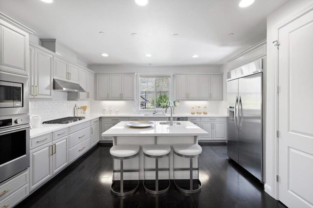 146 Elderberry, Brisbane, CA 94005