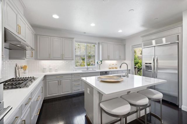 146 Elderberry, Brisbane, CA 94005