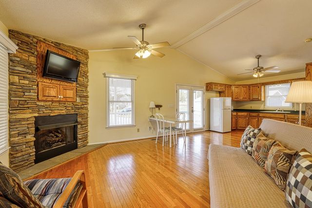 121 Boat Drive, Chesnee, SC 29323