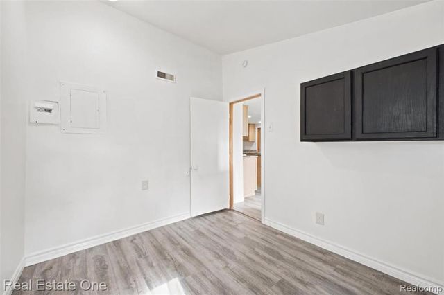 3003 Longview Avenue, Rochester Hills, MI 48307