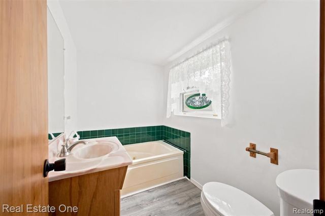 3003 Longview Avenue, Rochester Hills, MI 48307