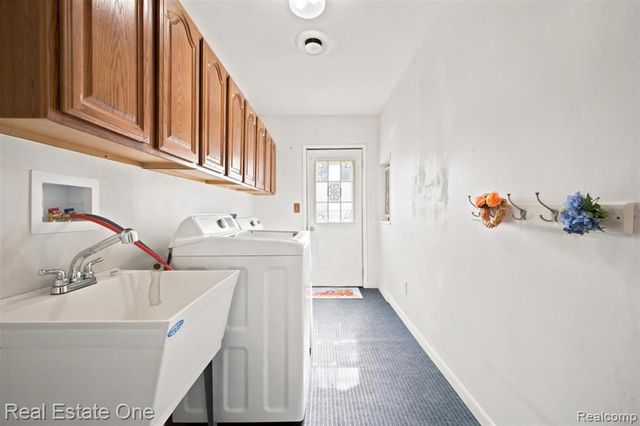 3003 Longview Avenue, Rochester Hills, MI 48307