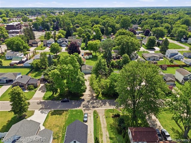 3003 Longview Avenue, Rochester Hills, MI 48307