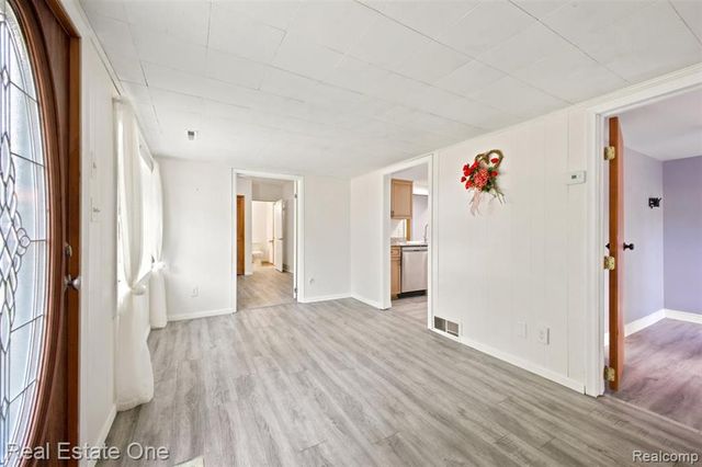 3003 Longview Avenue, Rochester Hills, MI 48307