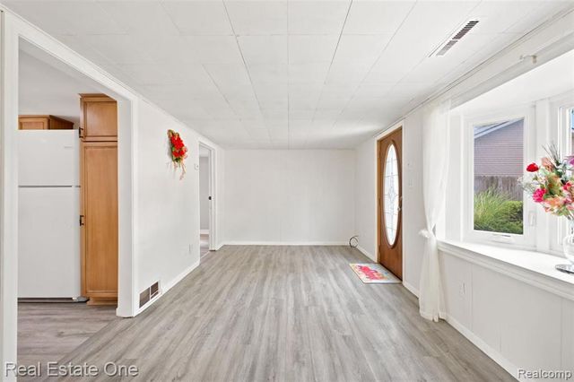 3003 Longview Avenue, Rochester Hills, MI 48307