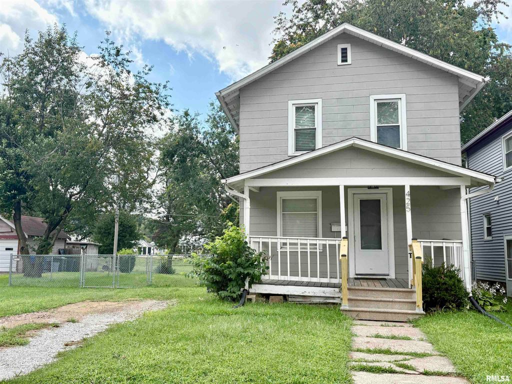 425 48TH Street, Moline, IL 61265