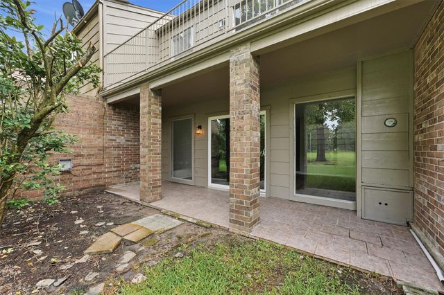 8001 Rebawood Drive, Humble, TX 77346