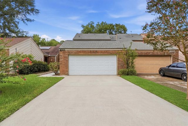8001 Rebawood Drive, Humble, TX 77346
