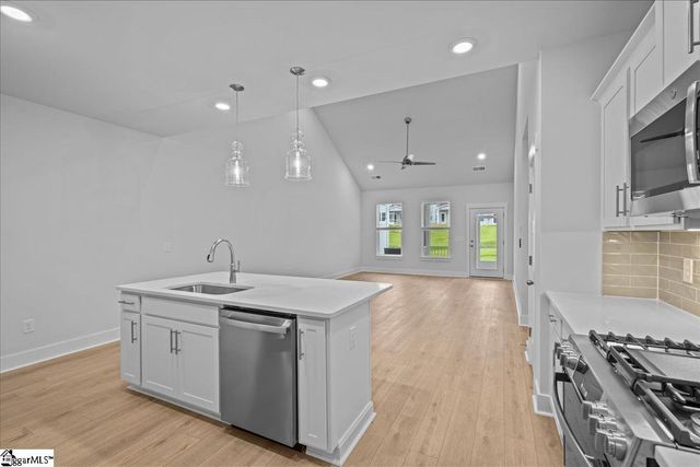 405 Crestcreek Drive, Anderson, SC 29621