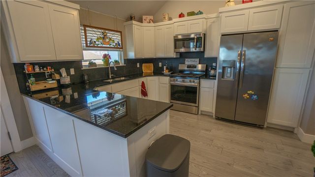 321 N Otoe Street, Farmington, AR 72730