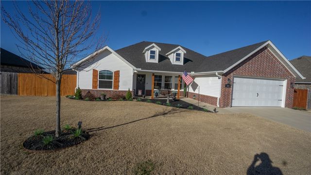 321 N Otoe Street, Farmington, AR 72730