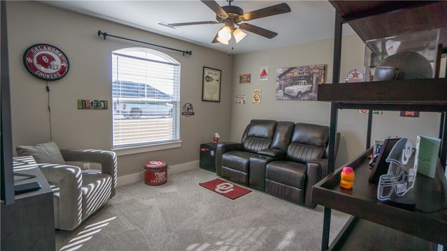 321 N Otoe Street, Farmington, AR 72730