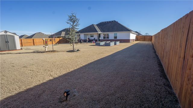 321 N Otoe Street, Farmington, AR 72730