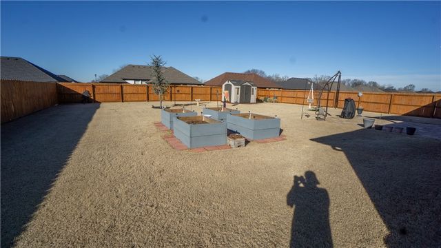 321 N Otoe Street, Farmington, AR 72730