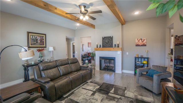 321 N Otoe Street, Farmington, AR 72730