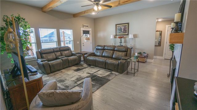 321 N Otoe Street, Farmington, AR 72730