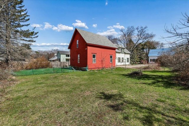 18 School Street, Belmont, NH 03220