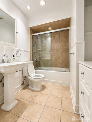 50-10 Prospect St Street, Metuchen, NJ 08840
