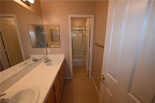 9931 Sierra Canyon Way, Las Vegas, NV 89147