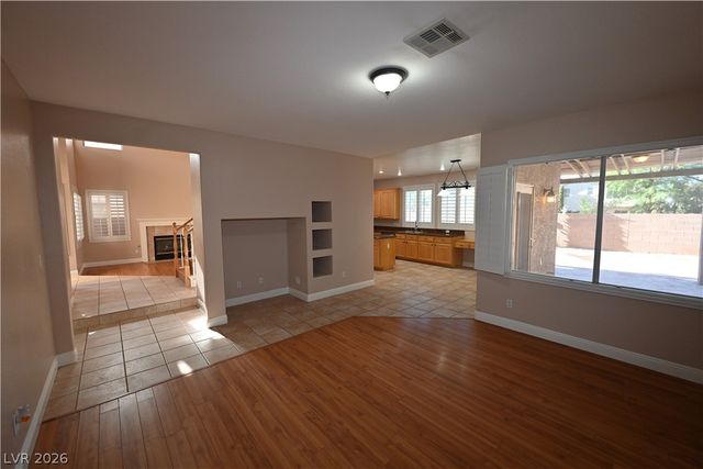 9931 Sierra Canyon Way, Las Vegas, NV 89147