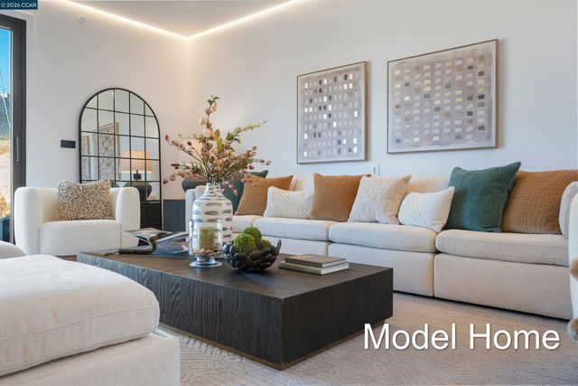 12 Diablo Vista Way, Lafayette, CA 94549