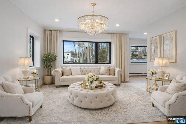 292 Magnolia Avenue, Cresskill, NJ 07626