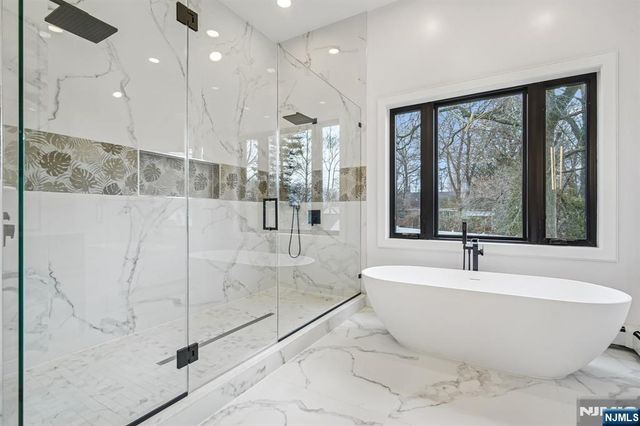 292 Magnolia Avenue, Cresskill, NJ 07626