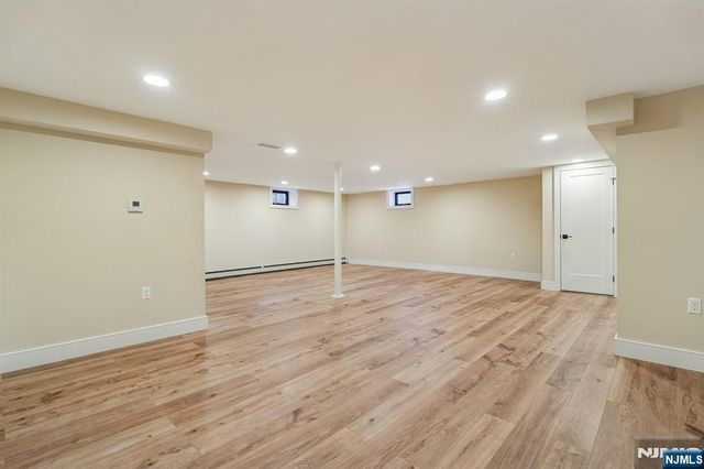 292 Magnolia Avenue, Cresskill, NJ 07626