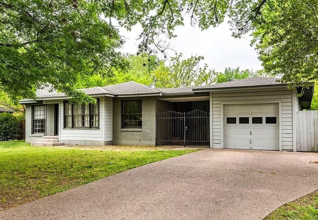 4902 Valley Oak DR, Austin, TX 78731