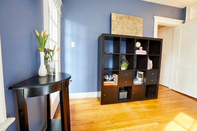 11 Vinal St 5A, Boston, MA 02135