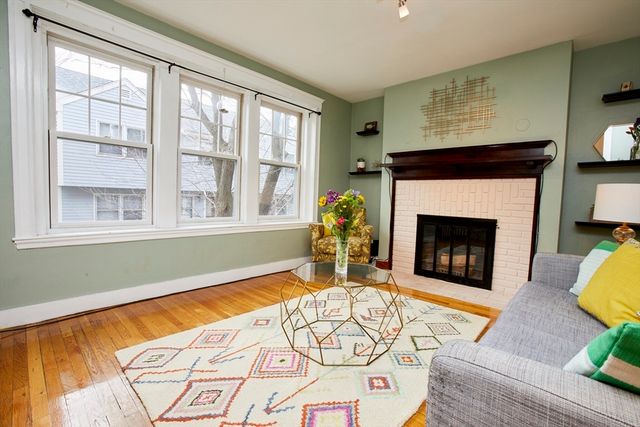 11 Vinal St 5A, Boston, MA 02135