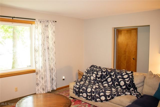975 Blossom Lane, Zanesville, OH 43701