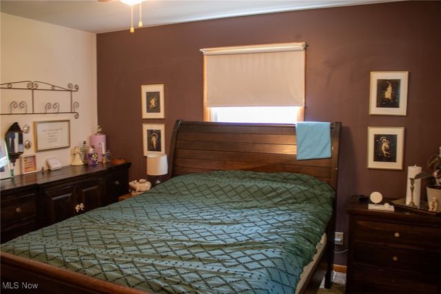 975 Blossom Lane, Zanesville, OH 43701