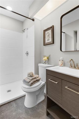 1618 Clock Tower Drive, St Louis, MO 63138