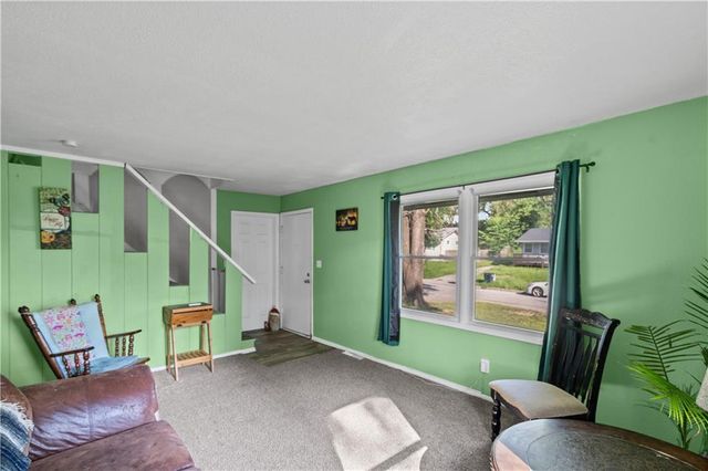 7406 S PARK Road, Kansas City, MO 64129