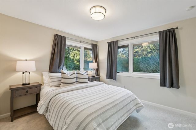 10331 NE 19th Place, Bellevue, WA 98004