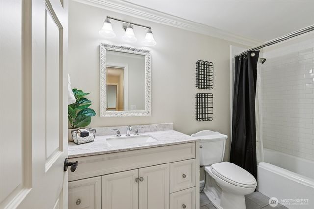 10331 NE 19th Place, Bellevue, WA 98004